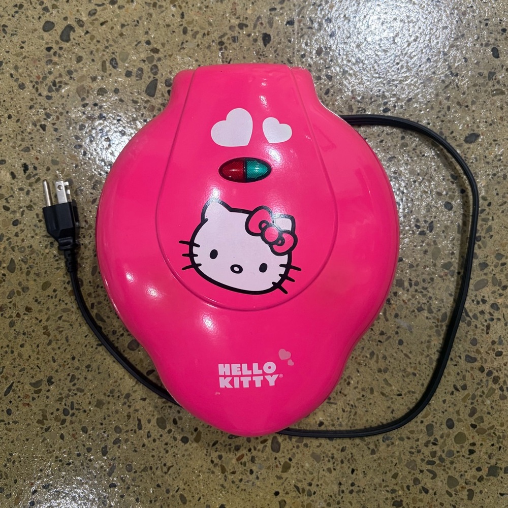 Hello Kitty Pink Mini Pancake Maker
